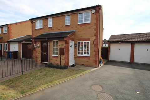 2 bedroom semi-detached house to rent, Trusley Close, Burton-On-Trent, DE14