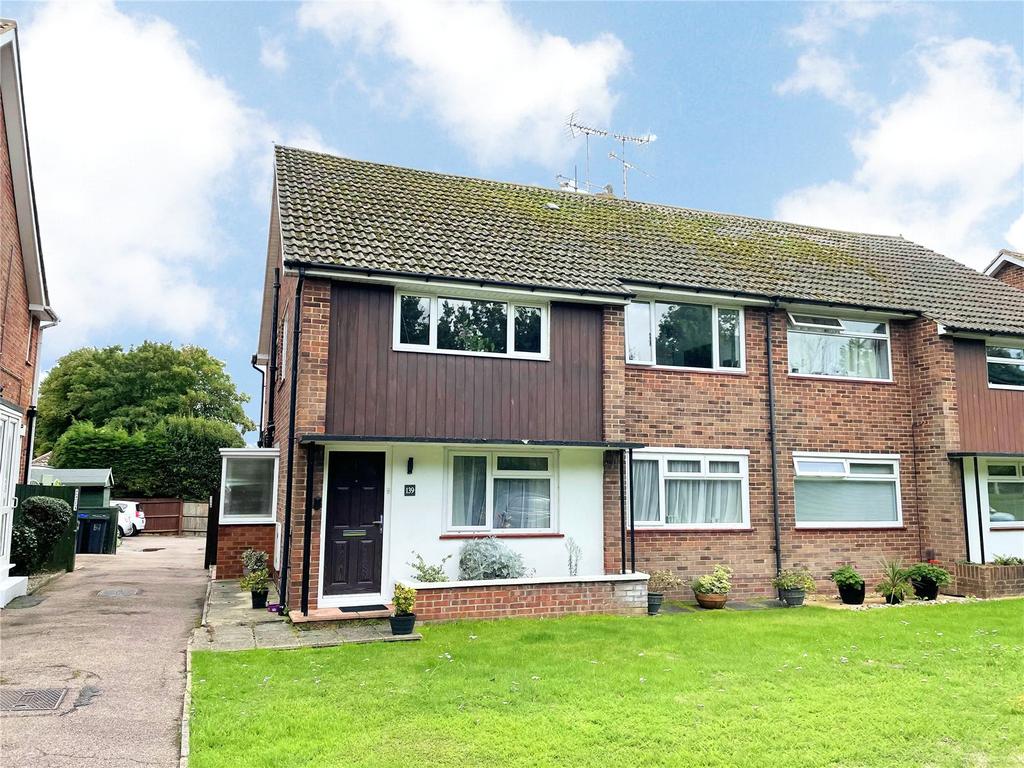 Goring Road, GoringbySea, Worthing... 2 bed apartment £285,000