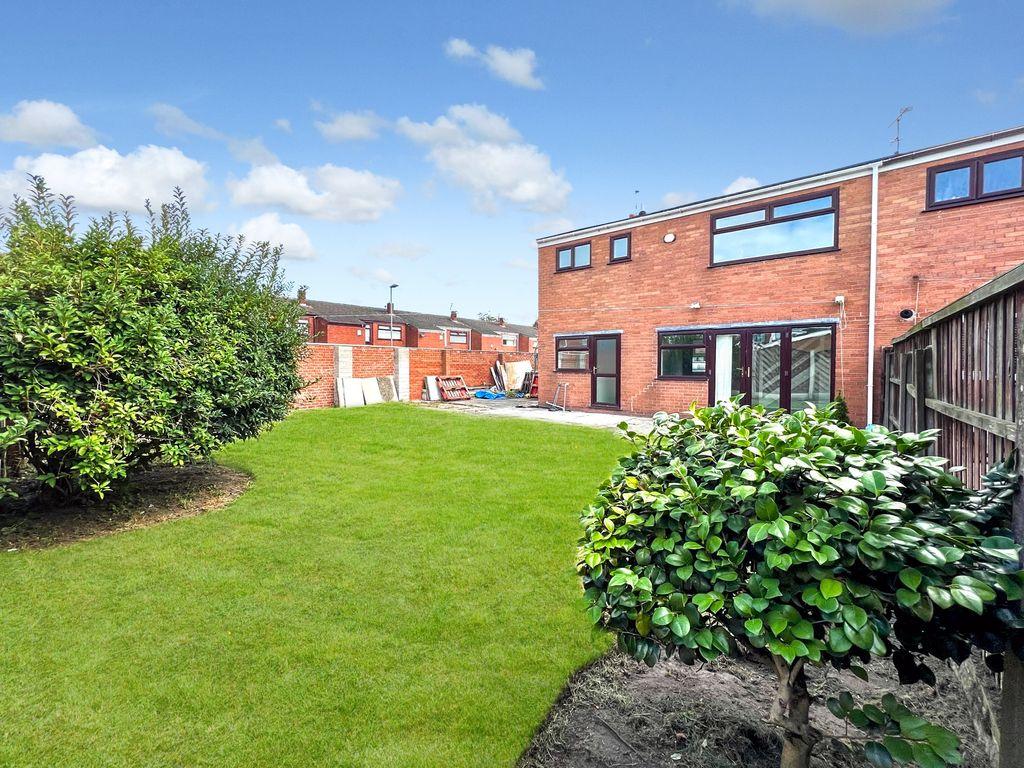 Whinmoor Road, Liverpool L10 0AT 3 bed end of terrace house £230,000