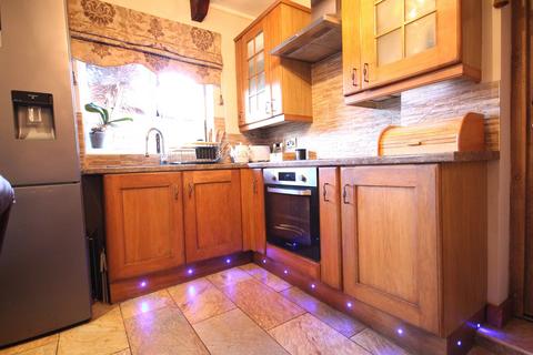 40 Burwood Gardens, Rainham, RM13 8JS