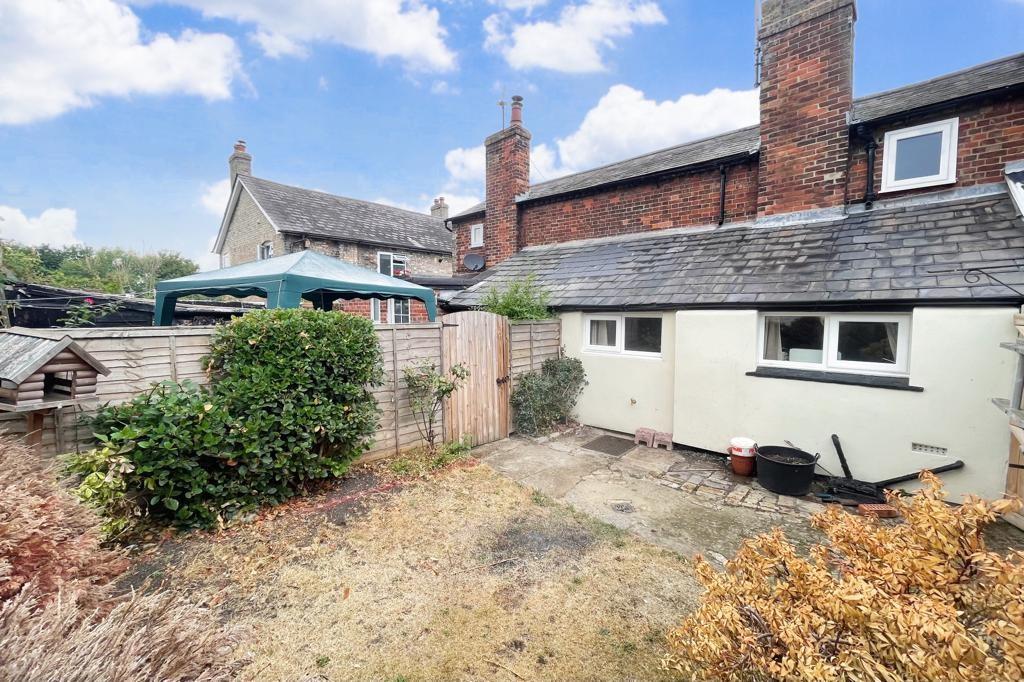 Spicers Lane, Long Melford 2 bed cottage £235,000