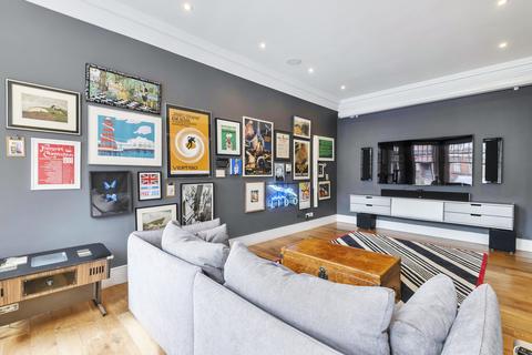 4 Wellfield Avenue, London, N10 2EA