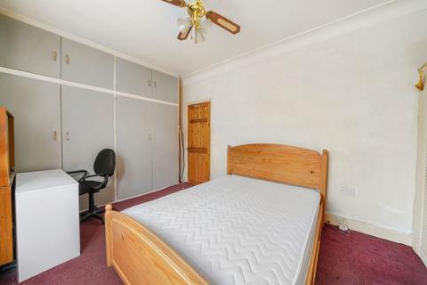 26 Halley Road, London, E7 8DT