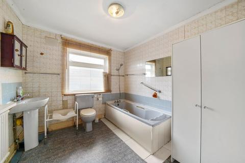 26 Halley Road, London, E7 8DT