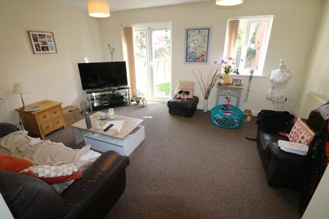 3 bedroom semi-detached house to rent - Redhill Park, Hall Road, Hull