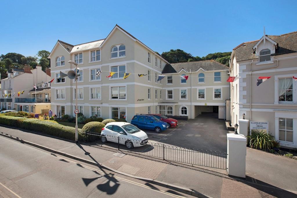 Marine Parade, Shaldon 2 bed apartment for sale £300,000