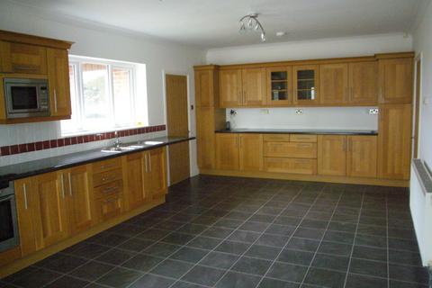 3 bedroom detached bungalow to rent, Main Road, Newsholme, Nr Howden, DN14 7JT