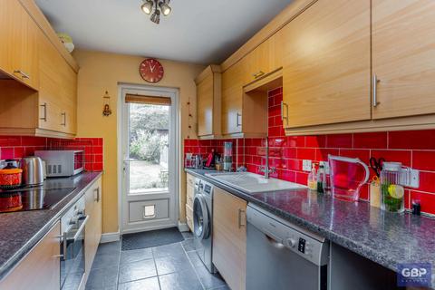 69 Hunters Square, Dagenham, RM10 8AY