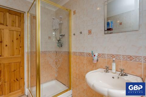 69 Hunters Square, Dagenham, RM10 8AY