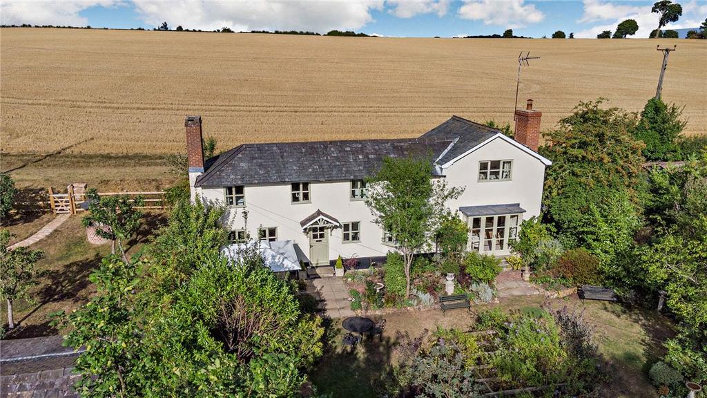 Boyton End, Stoke by Clare, Sudbury, Suffolk, CO10 3 bed detached house