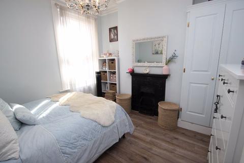 12 Cromer Road, Southend-on-sea, SS1 2DU