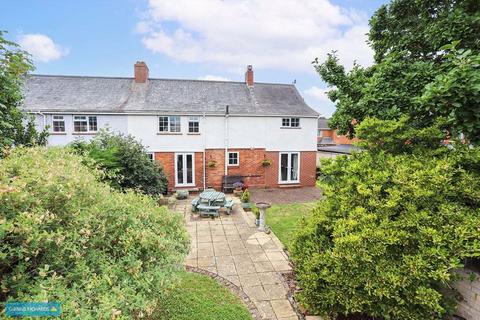 16 Churchfields, Wellington, TA21 8SD