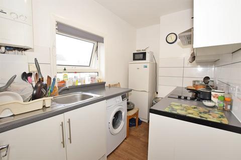 2 bedroom flat to rent, Aldwick Road, Bognor Regis, PO21