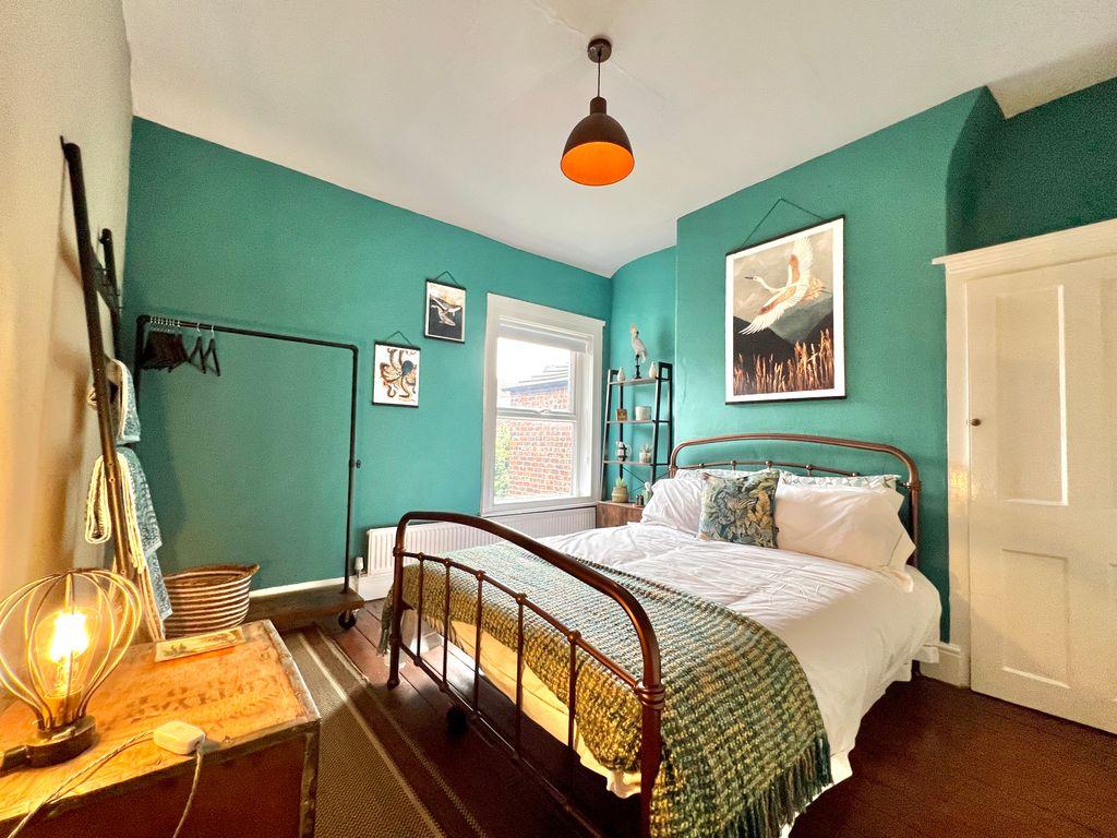 Bedroom 2 (Double)