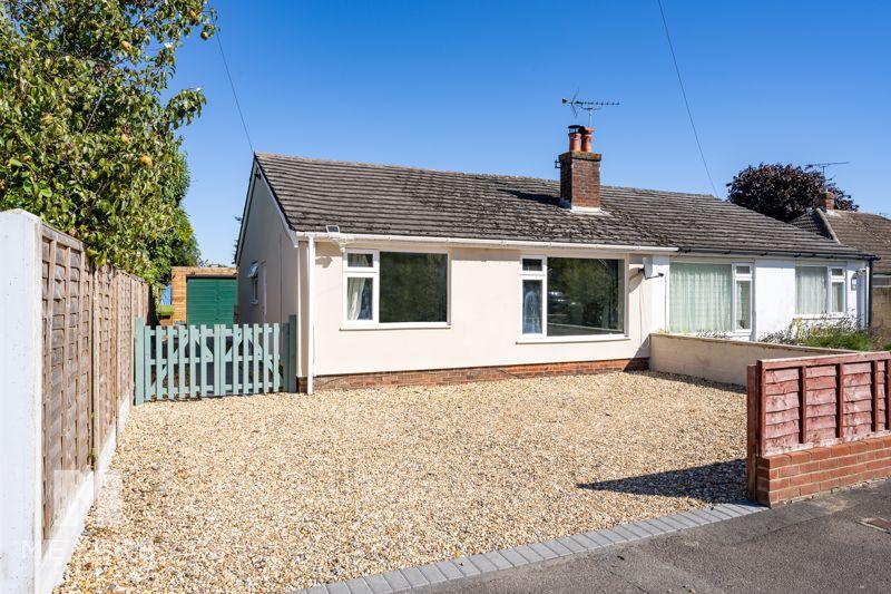Poplar Way, Ringwood, BH24 2 bed bungalow £350,000