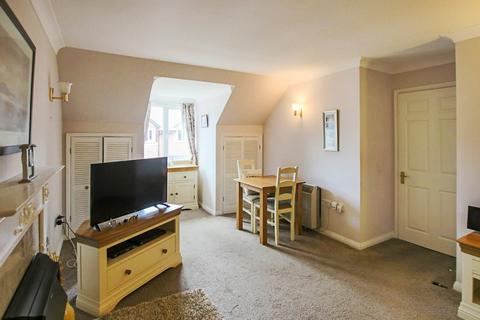 1 bedroom retirement property for sale, Portland Road, East Grinstead, RH19