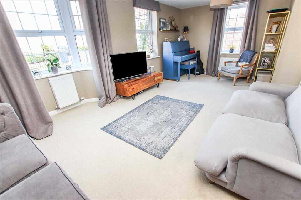 Livia Avenue, North Hykeham 4 bed detached house £370,000