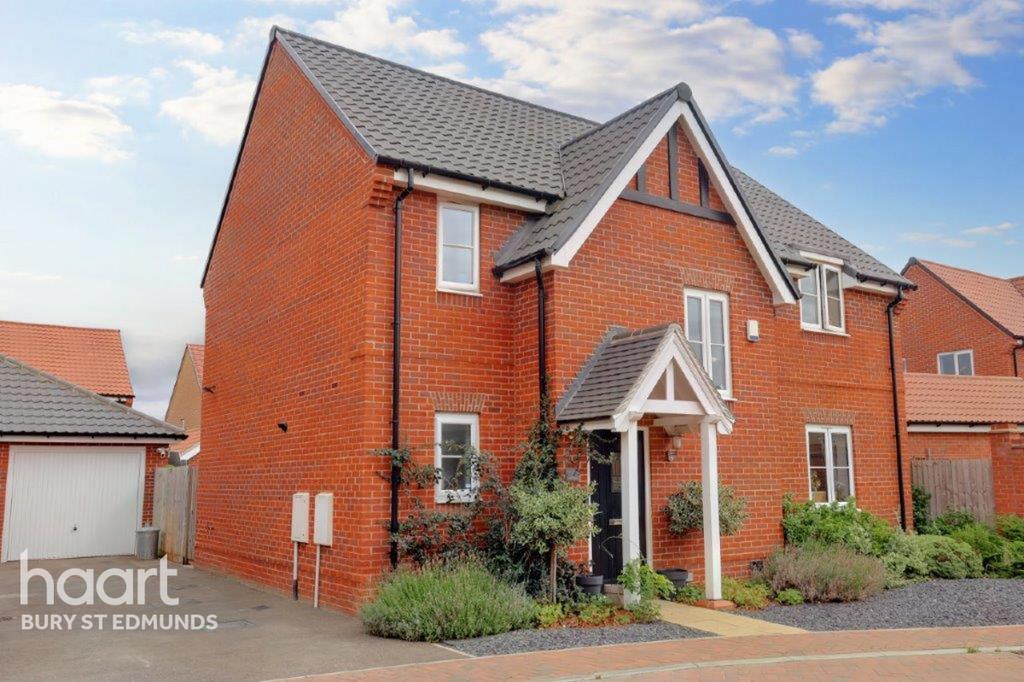 Myrtlewood Road, Bury St Edmunds 4 bed detached house for sale £450,000