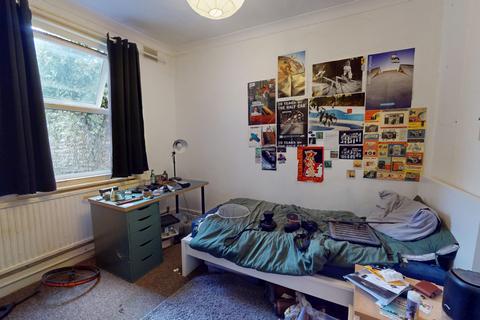 4 bedroom semi-detached house to rent, Southover Street, Brighton, BN2
