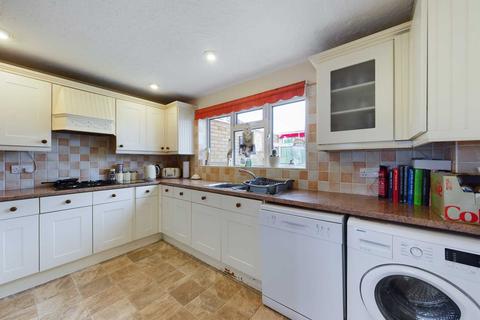 382 Galley Hill, Hemel Hempstead, HP1 3LA