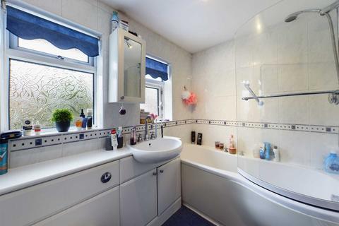 382 Galley Hill, Hemel Hempstead, HP1 3LA