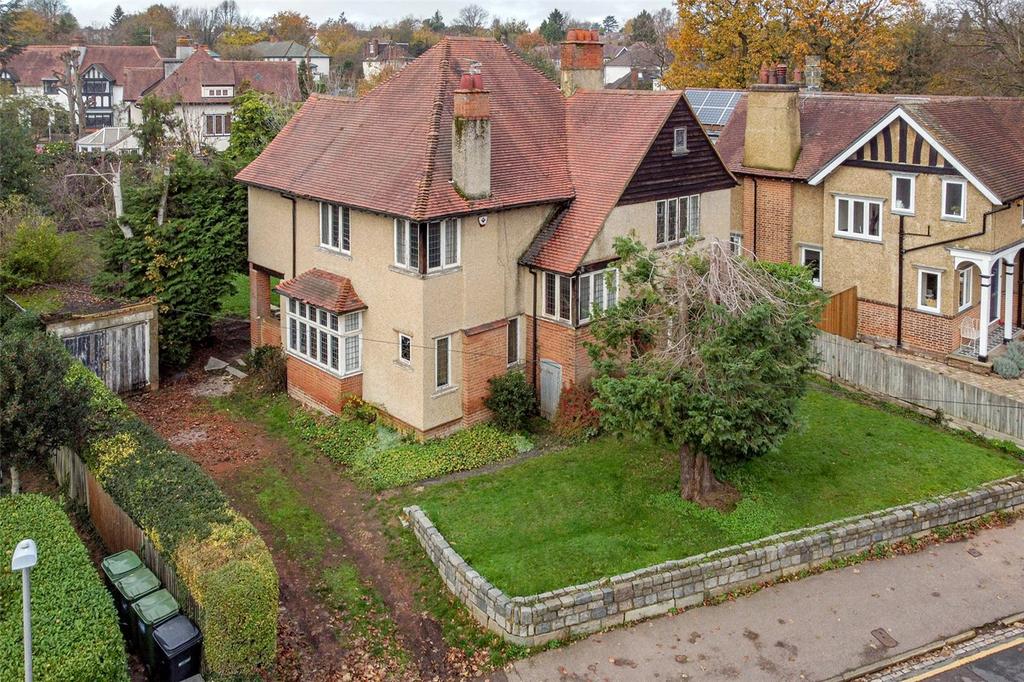 Clarence Road, St. Albans... 5 bed detached house £1,750,000