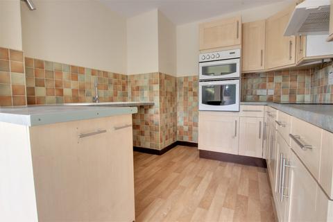 2 bedroom flat for sale, Longmead Court, Langstone