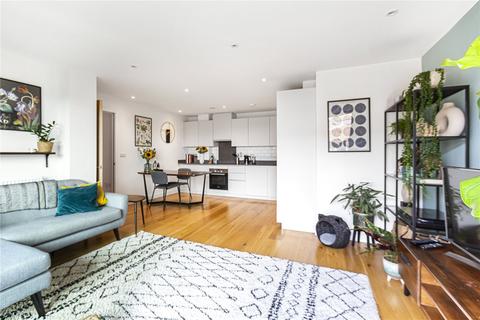 3 bedroom apartment to rent, Dalston Lane, London, E8