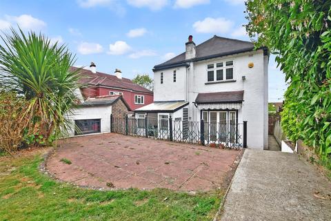22 The Woodfields, South Croydon, CR2 0HE