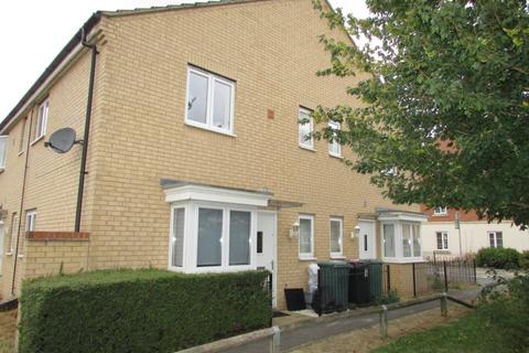 1 bedroom house to rent, Apollo Avenue, Cardea, PE2