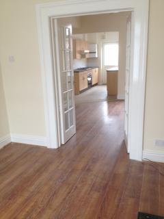2 bedroom terraced house to rent, Shadyside, Hexthorpe