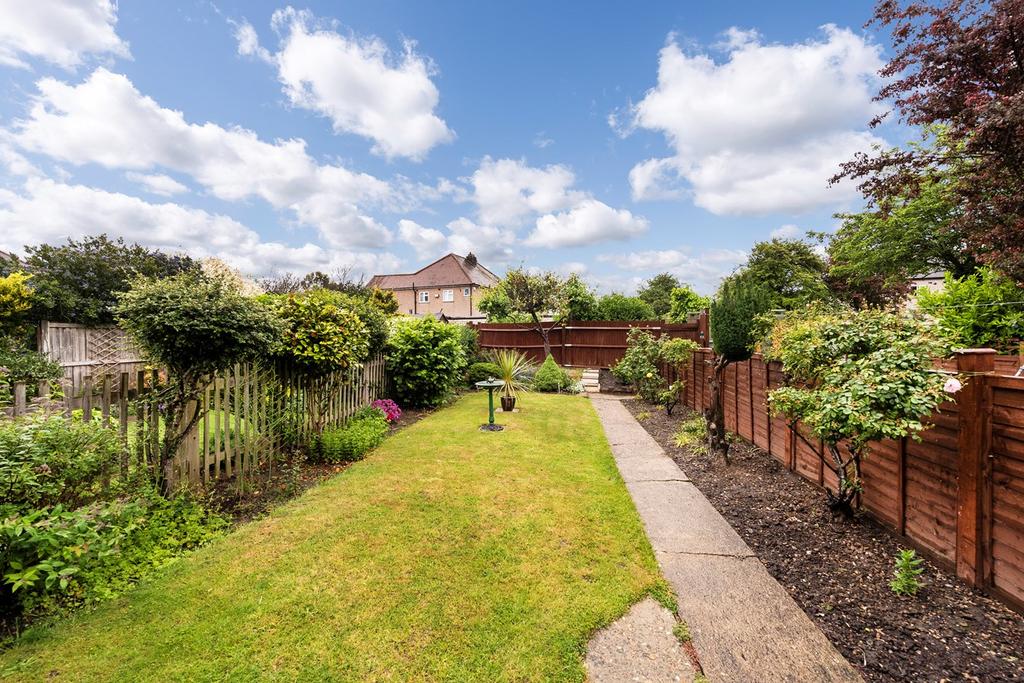 Herbert Road, Bexleyheath, DA7 2 bed £300,000