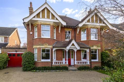 5 Warnham Road, Horsham, RH12 2QS