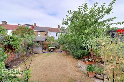 72 Richmond Road, Leytonstone, London, E11 4BU