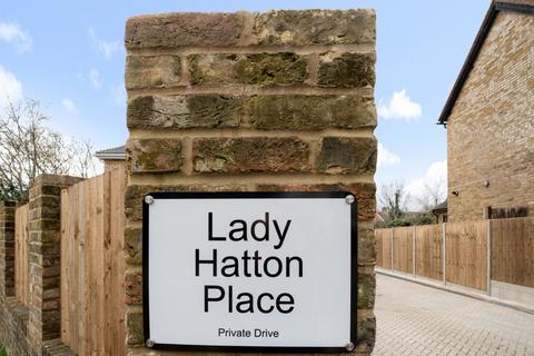 3 bedroom detached house for sale, Lady Hatton Place, Stoke Poges, Bcuckinghamshire, SL2