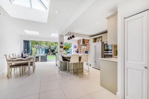 17 Adela Avenue, New Malden, KT3 6LF