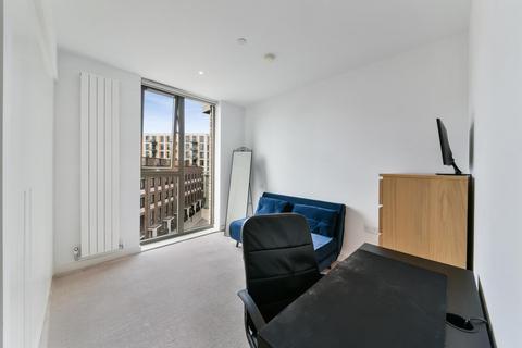 2 bedroom apartment for sale, Commodore House, Royal Wharf, London, E16