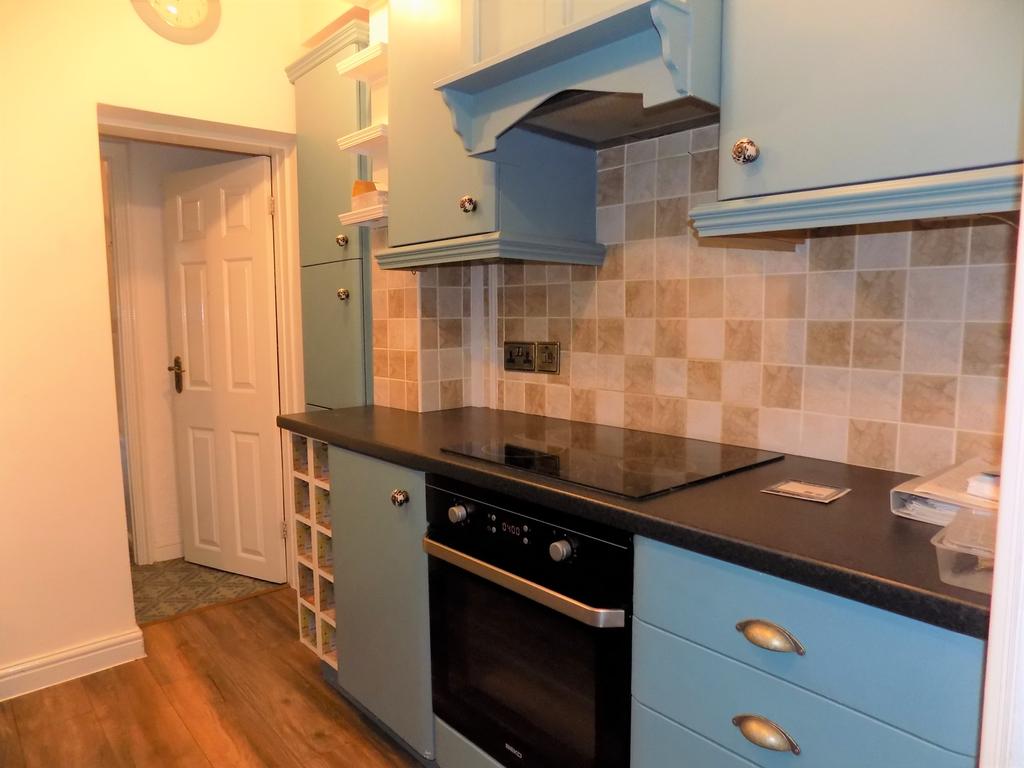 Cherry Street, Tamworth, B79 3 bed terraced house £850 pcm (£196 pw)