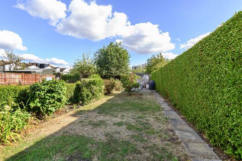 120 Crowther Road, London, SE25 5QS