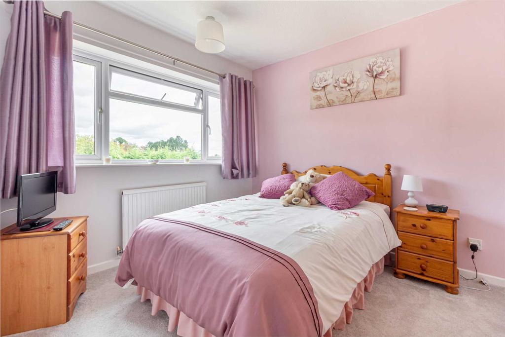 Fruitlands, Malvern 3 bed detached house £350,000