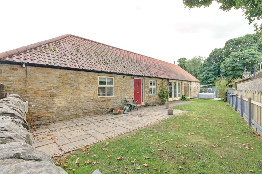 Hallgarth Manor Farm, High Pittington, Durham, DH6 4 bed bungalow for