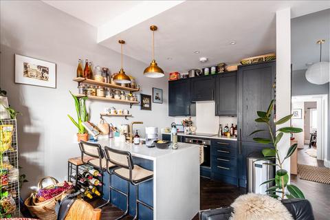1 bedroom apartment for sale, Chatsworth Road, Lower Clapton, London, E5