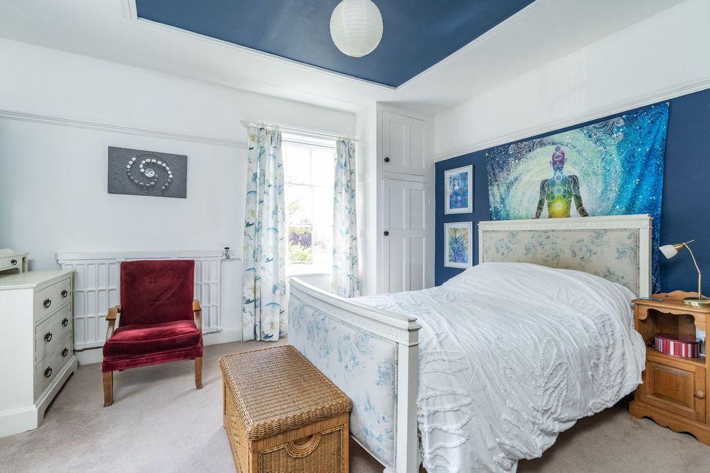 Bedroom 2 (Double)