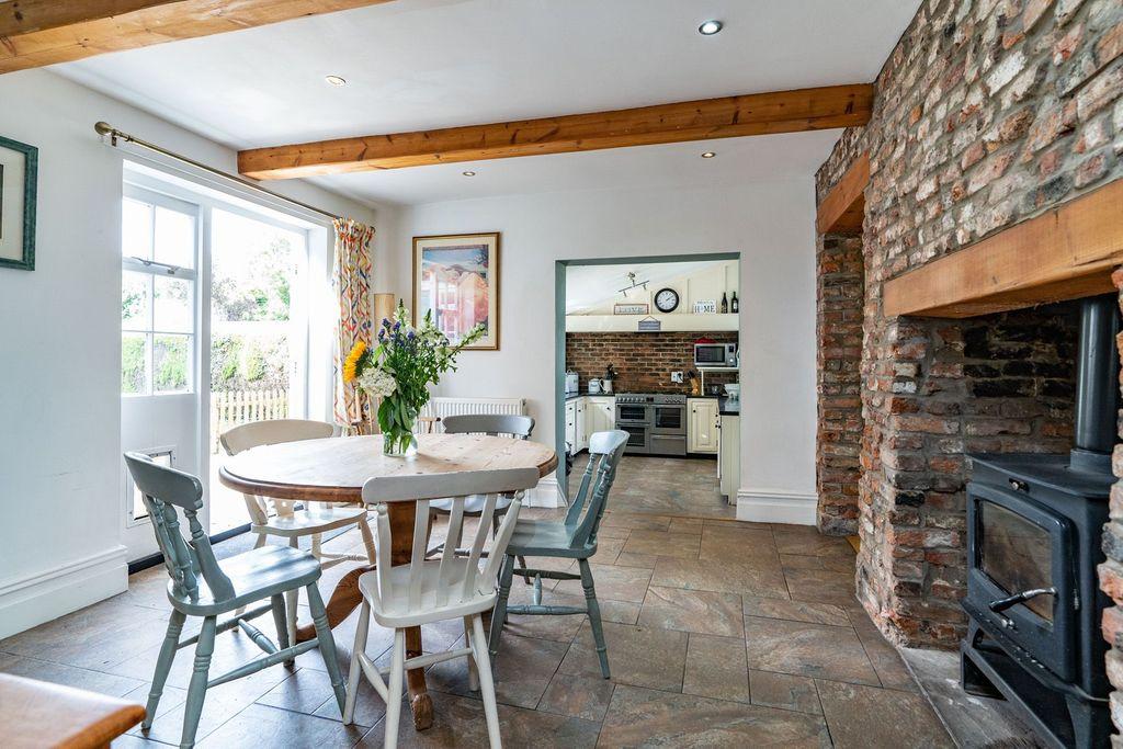 Breakfast Room