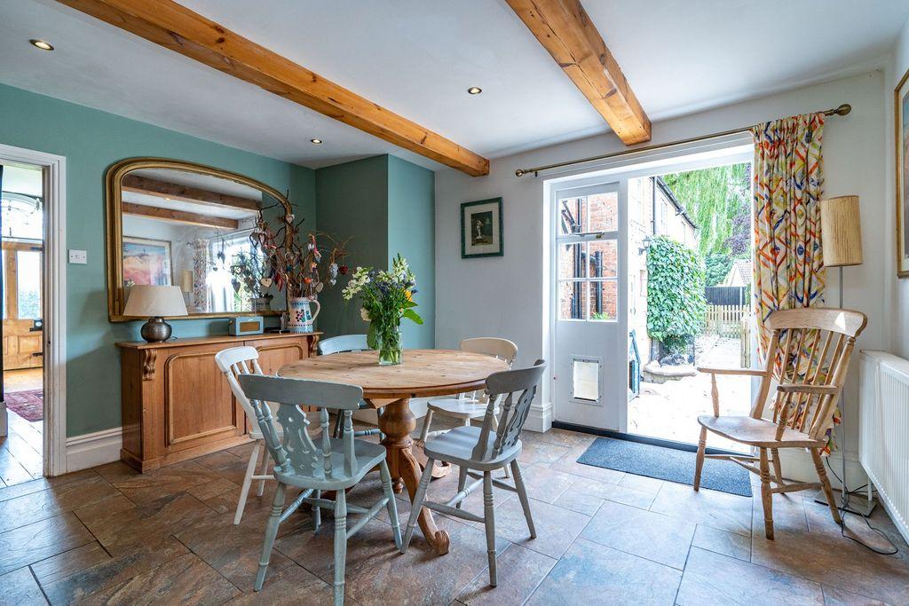 Breakfast Room