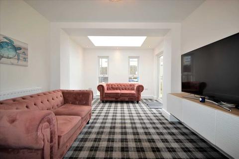 3 Boar Stone View, Armadale, Bathgate, EH48 3ED