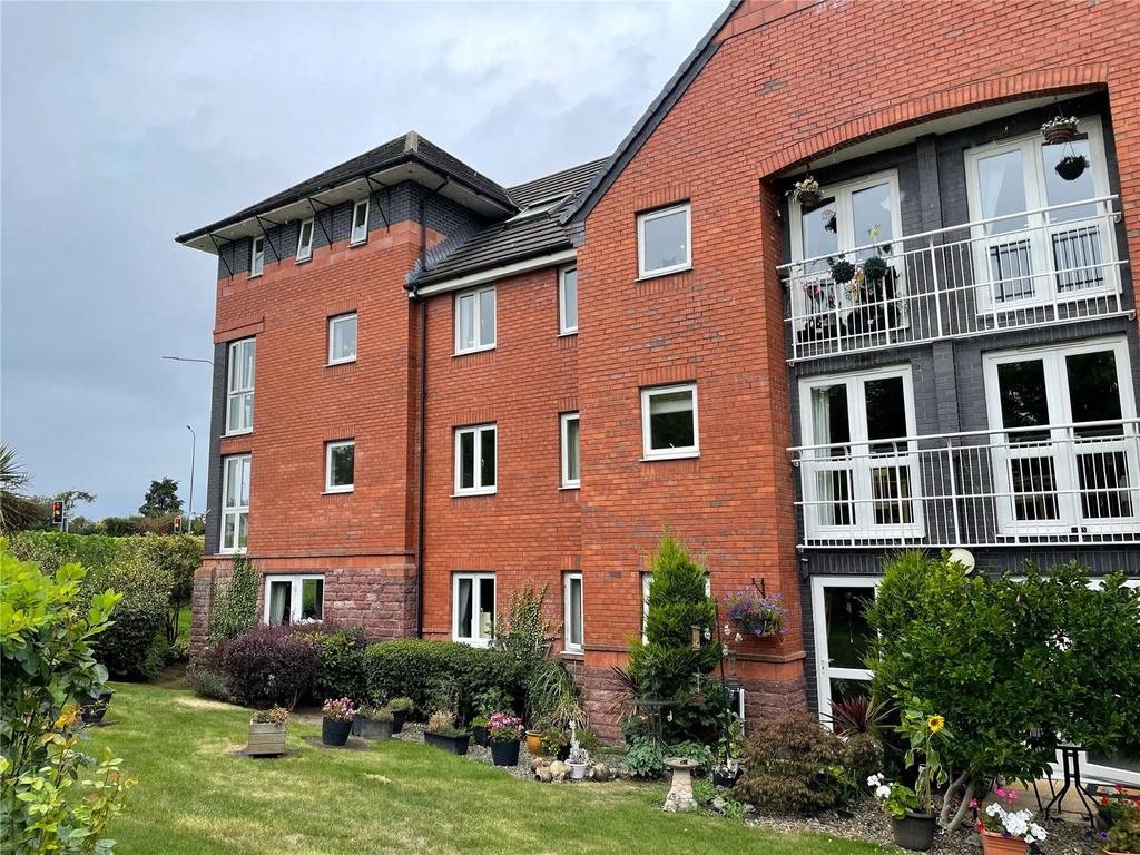 Arkle Court, Vicars Cross, Chester, CH3 2 bed apartment for sale £130,000