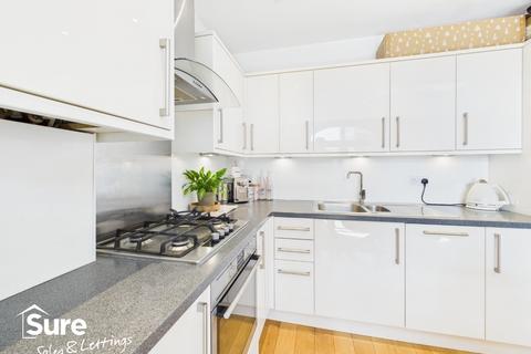 1 bedroom apartment to rent, Double Room With Own Bathroom at Kensington House, Corner Hall, Hemel Hempstead, Hertfordshire, HP3 9YT