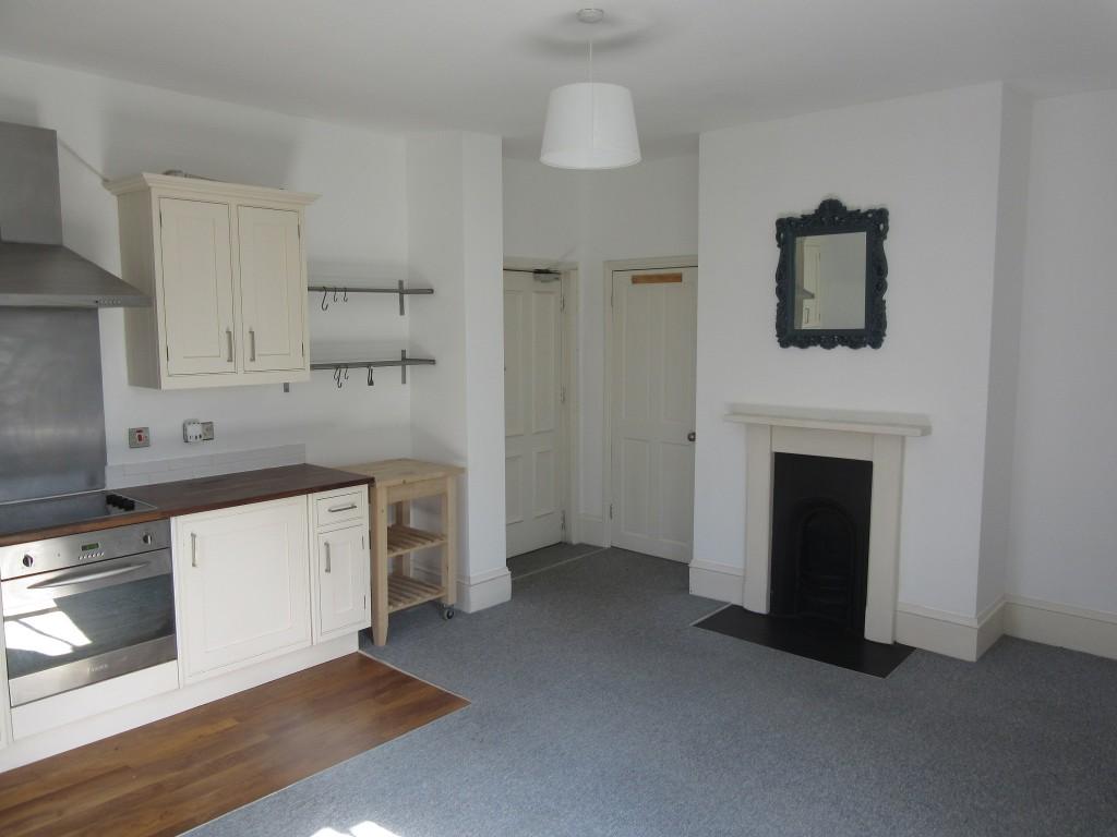 Lawn Road, Rowley Park, Stafford, ST17 1 bed flat £625 pcm (£144 pw)