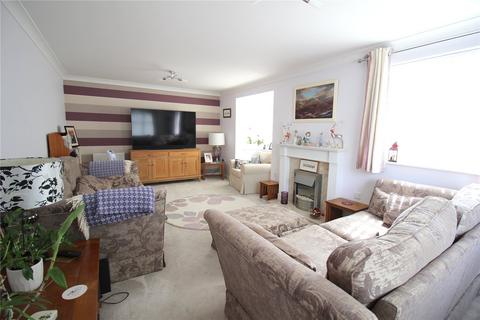 4 bedroom detached house for sale, Westland Drive, Lee-On-The-Solent, Hampshire, PO13